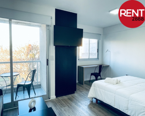 Studio con Balcón a Zona Parque Rivadavia – REF. C4C
