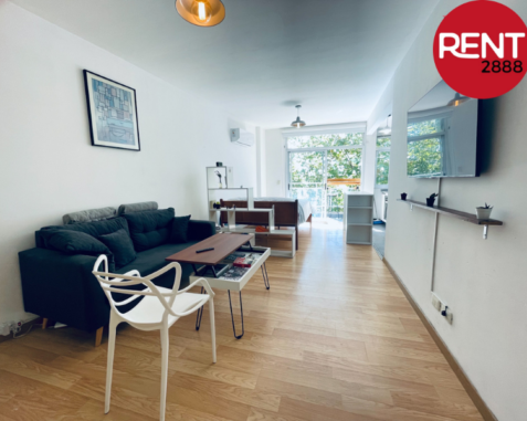 Monoamb. amplio y luminoso con balcón en V.Crespo – REF. ZDarvel