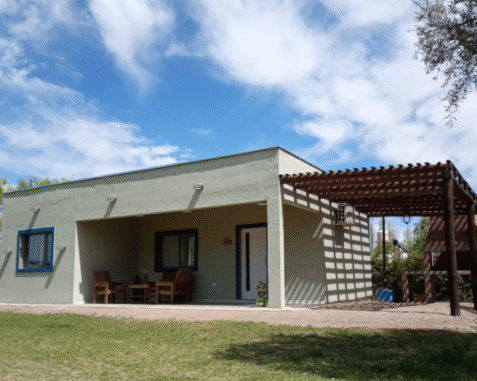 Cabaña con pileta y parrilla – San Rafael, Mendoza – REF. AFA2