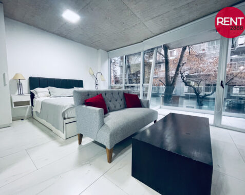 Monoambiente luminoso con balcón en Núñez – Ref. ZMoro