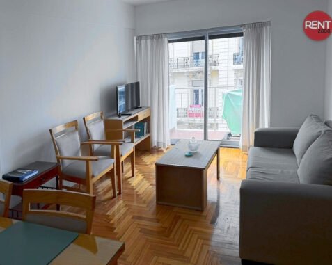 Amplio 3 amb con balcón en Almagro – REF. ZMeco